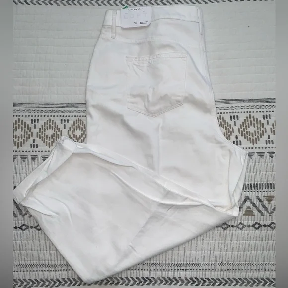 LOFT Classic White Jeans - Size 18 - Picture 1 of 10